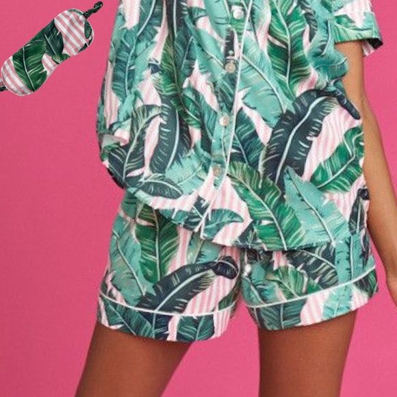 Show Me Your MuMu Other - SHOW ME YOUR MUMU Barbie PJ Shorts / Eyemask S